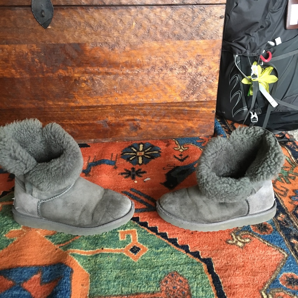 Grey Midi UGGS with buttons